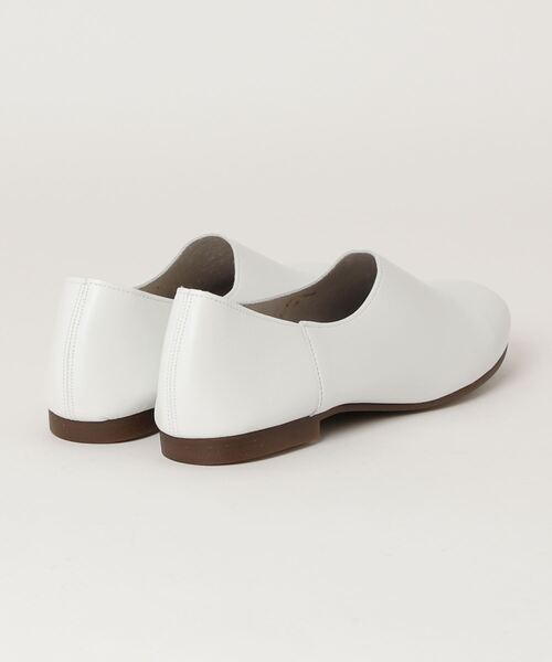 神戸シューズ（コウベシューズ）の「Je m'appele canade フワフワラクチンッラウンドトゥバブーシュ 美脚フラットシューズ（パンプス・レディース・ホワイト/ブラック・23/23.5/25/25.5/22/22.5/24.5/24）」の8枚目の写真