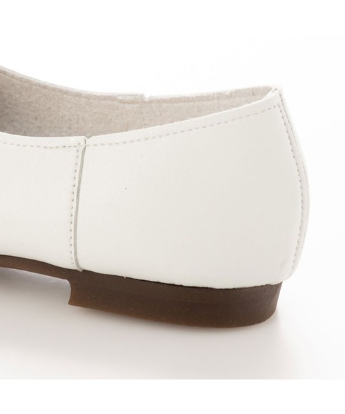 神戸シューズ（コウベシューズ）の「Je m'appele canade フワフワラクチンッラウンドトゥバブーシュ 美脚フラットシューズ（パンプス・レディース・ホワイト/ブラック・23/23.5/25/25.5/22/22.5/24.5/24）」の13枚目の写真