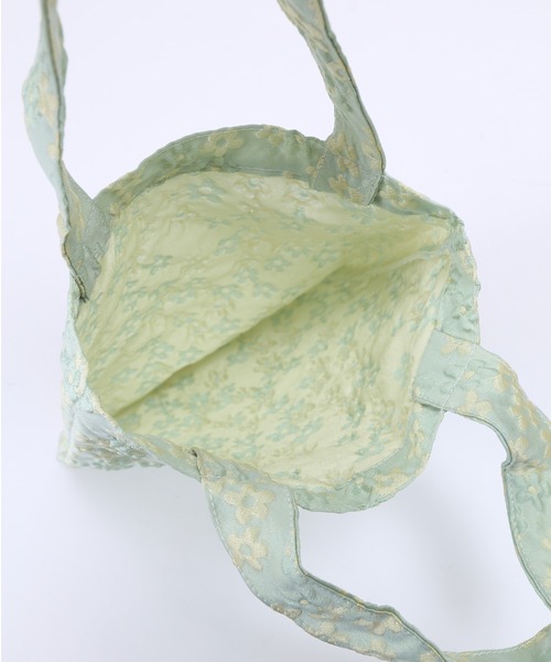 WC（ダブル シー）の「フラワーサテンミニトート（トートバッグ・レディース・グリーン/ライトパープル・FREE）」の4枚目の写真