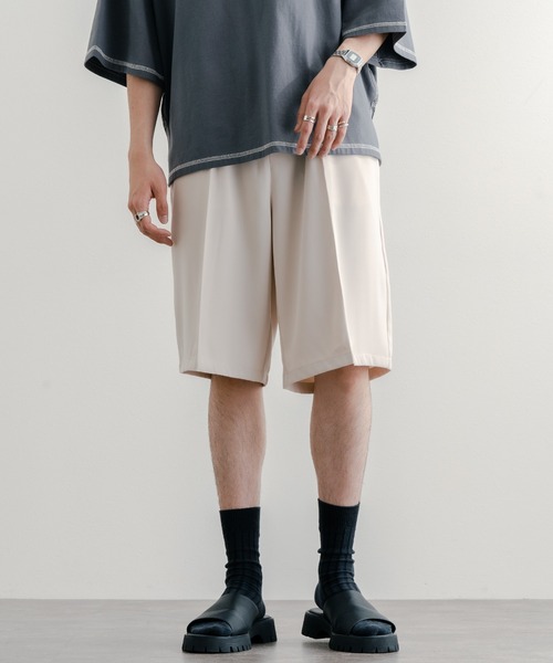 epnok（エプノック）の「ワイドストレートショーツ（スラックス・メンズ・ブラック/ブルーグレー/ナチュラル・SMALL/MEDIUM/LARGE）」の4枚目の写真