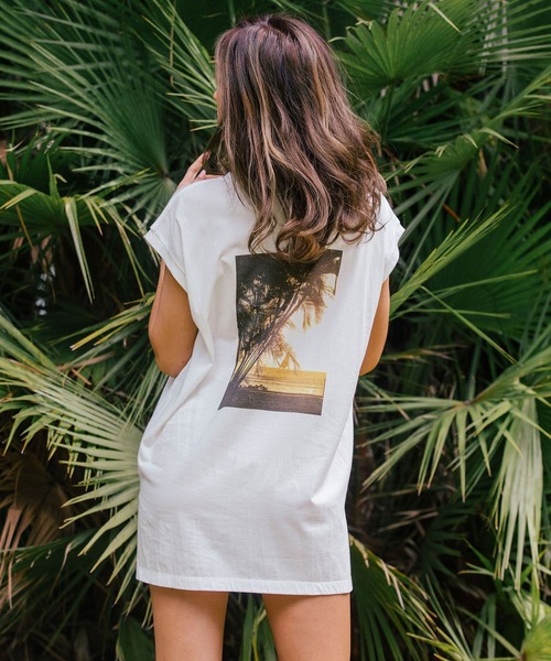 BAYFLOW(ベイフロー)の「MIEコラボ/フォトT(Tシャツ/カットソー・レディース・ブルー/アイボリー/ホワイト・FREE)」の2枚目の写真