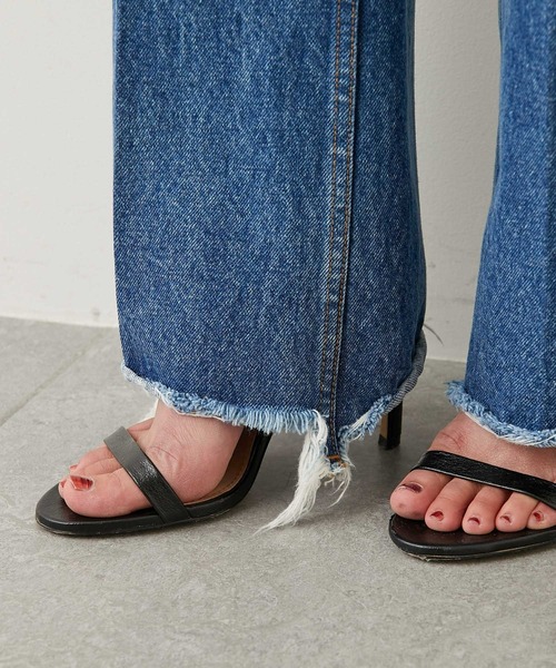 ガリャルダガランテ　ソフトフレアデニムパンツ GALLARDAGALANTE（ガリャルダガランテ）の「ソフトフレアデニム