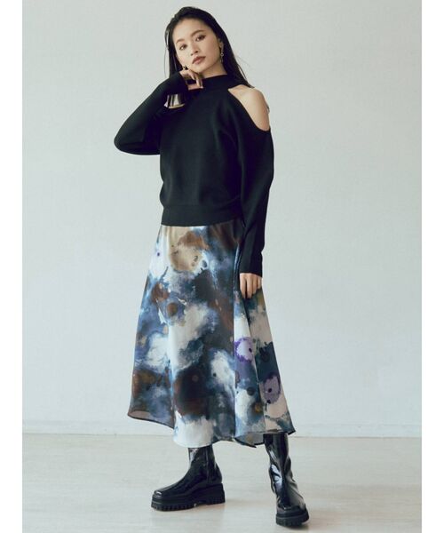 MURUA（ムルーア）の「マルチペイントフレアスカート（スカート・レディース・ブルー/カーキ・FREE）」の5枚目の写真