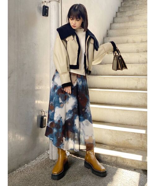 MURUA（ムルーア）の「マルチペイントフレアスカート（スカート・レディース・ブルー/カーキ・FREE）」の21枚目の写真