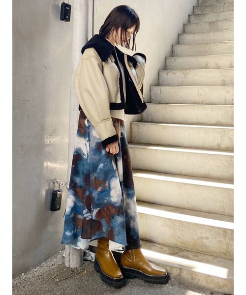 MURUA（ムルーア）の「マルチペイントフレアスカート（スカート・レディース・ブルー/カーキ・FREE）」の22枚目の写真