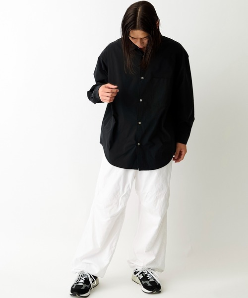 NewAnce（ニュアンス）の「【NewAnce】Oversized Shirt オーバーサイズシャツ（シャツ/ブラウス・メンズ・ダークグリーン/ブラック/ホワイト・FREE）」の15枚目の写真