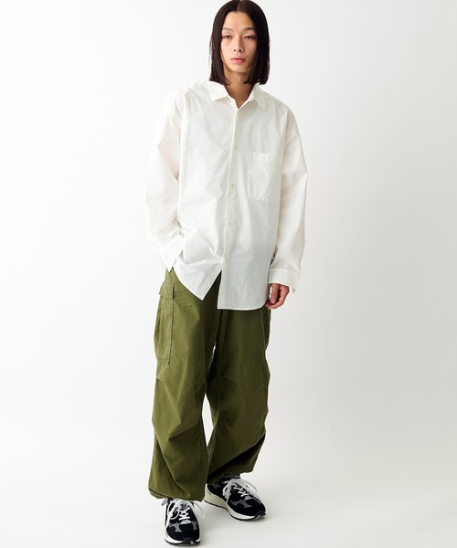 NewAnce（ニュアンス）の「【NewAnce】Oversized Shirt オーバーサイズシャツ（シャツ/ブラウス・メンズ・ダークグリーン/ブラック/ホワイト・FREE）」の13枚目の写真