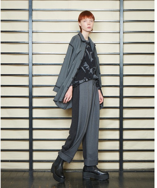 gomme（ゴム）の「T/Rボイル　タックシャツ（シャツ/ブラウス・レディース・チャコールグレー/ブラック・MEDIUM）」の15枚目の写真