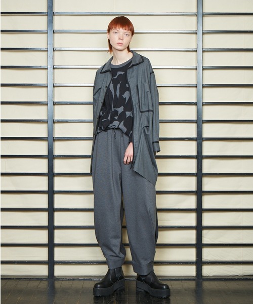 gomme（ゴム）の「T/Rボイル　タックシャツ（シャツ/ブラウス・レディース・チャコールグレー/ブラック・MEDIUM）」の10枚目の写真