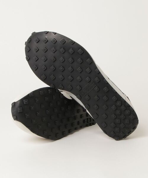 NIKE(ナイキ)の「NIKE/チャレンジャー OG(スニーカー・メンズ・ホワイト/ベージュ・27/26.5/26)」の4枚目の写真