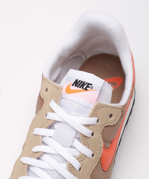 NIKE(ナイキ)の「NIKE/チャレンジャー OG(スニーカー・メンズ・ホワイト/ベージュ・27/26.5/26)」の10枚目の写真