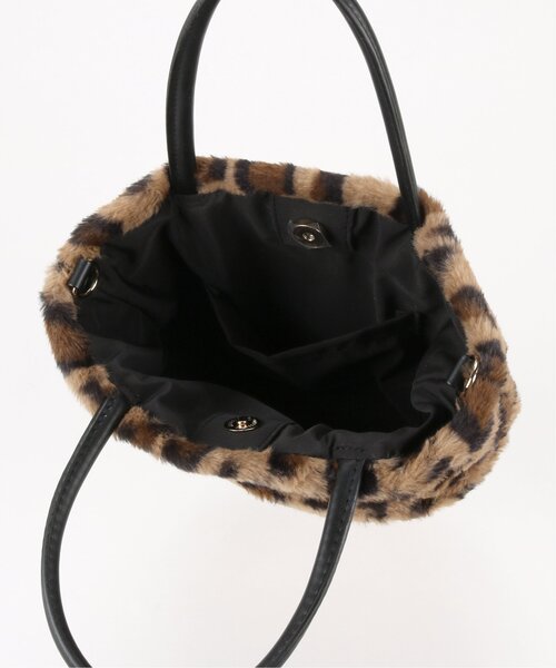 frames RAY CASSIN（フレームスレイカズン）の「棉ローブファー切り替えトート（トートバッグ・レディース・ブラック/グレイッシュベージュ/ベージュ系・FREE）」の14枚目の写真