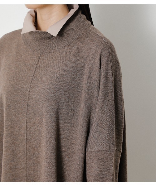 crie conforto（クリーコンフォルト）の「スタンドネックニットポンチョ（ニット/セーター・レディース・ダークグリーン/ベージュ/チャコールグレー/ブラウン・MEDIUM/SMALL）」の18枚目の写真