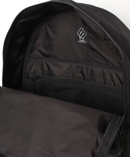 ムラサキスポーツ(ムラサキスポーツ)の「BROOKLYN MACHINE WORKS/ブルックリンマシーンワークスバックパック 21-BKMWBAG-02(バックパック/リュック・メンズ・ブラック・FREE)」の4枚目の写真
