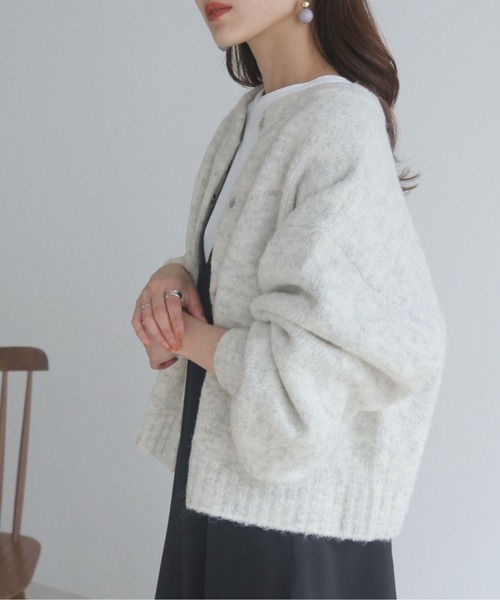 HER CLOSET（ハークローゼット）の「【shemoshelly】アルパカMIXヤーンボリューム袖2WAYカーディガン（カーディガン/ボレロ・レディース・ホワイト/ライトブルー/ベージュ/レッド/グリーン・M）」の20枚目の写真