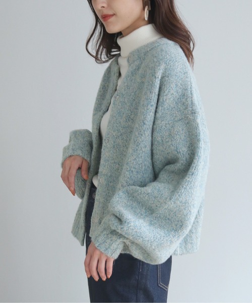 HER CLOSET（ハークローゼット）の「【shemoshelly】アルパカMIXヤーンボリューム袖2WAYカーディガン（カーディガン/ボレロ・レディース・ホワイト/ライトブルー/ベージュ/レッド/グリーン・M）」の11枚目の写真