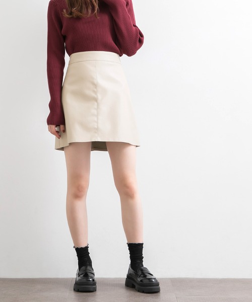Newlyme（ニューリーミー）の「厚底ブラックローファーパンプス（ローファー・レディース・クリアブラック/ブラック・25cm/24cm/23.5cm/24.5cm/23cm）」の12枚目の写真