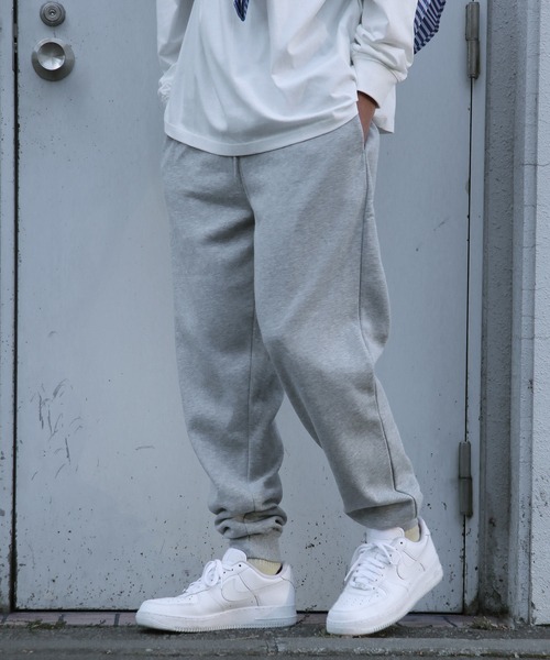 ZIP FIVE（ジップファイブ）の「【ZIP FIVE】 イージー ジョガー 裏起毛 スウェット パンツ ロゴ 刺繍 / 無地（スウェットパンツ・メンズ・ホワイト/ブラック/ネイビー/グレー/ブルー/オートミール/チャコール/カーキ/ブラウン/レッド/イエロー/オレンジ/ダークグリーン/ベージュ/ロイヤルブルー/パープル/ホワイト系/ブラウン系/グレー系/レッド系/グレー系その他/イエロー系/アイボリー系/ブルー系/ブラック系/ダークグリーン系/パープル系/ベージュ系/ネイビー系/カーキ系/ブルー系その他/オレンジ系・MEDIUM/LARGE/X-LARGE）」の6枚目の写真