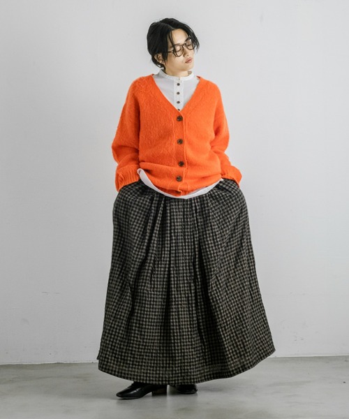 Libra Cue(リブラ キュー)の「モヘアライクリラックスカーディガン(カーディガン/ボレロ・レディース・グリーン/グレー/オレンジ/アイボリー/ブラック・FREE)」の12枚目の写真