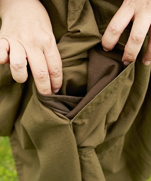 チャイハネ(チャイハネ)の「【チャイハネ】grn×Amina キリムロードMEN'Sポンチョ(ポンチョ・メンズ・ベージュ/カーキ/ブルー・FREE)」の5枚目の写真