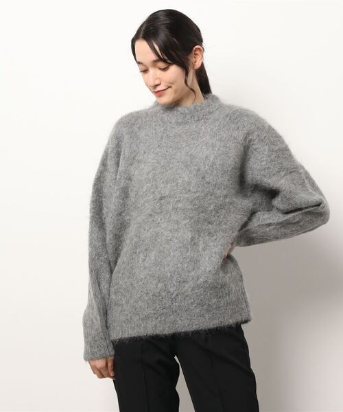 N.O.R.C（ノーク）の「アルパカヘアリーニットクループルオーバー