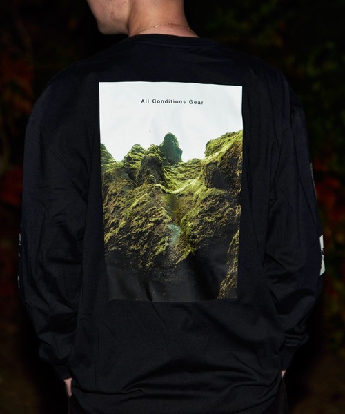 NIKE ACG（ナイキエィシージー）の「NIKE AS M NRG ACG LS TEE ICELAND IN / ナイキ アイスランド イン L/S Tシャツ 【SP】（Tシャツ/カットソー・メンズ・ブラック・XXL/L/S/M/XL）」の2枚目の写真