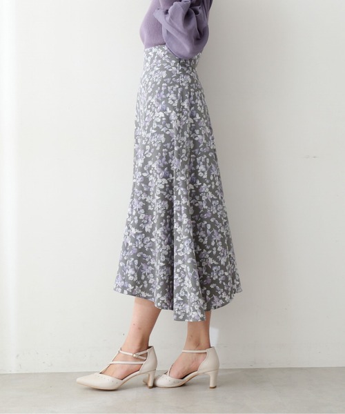 PROPORTION BODY DRESSING（プロポーションボディドレッシング）の「ぼかしフラワーイレヘムスカート / 1212120207（スカート・レディース・グレー/ネイビー/ベージュ・SMALL/MEDIUM）」の6枚目の写真