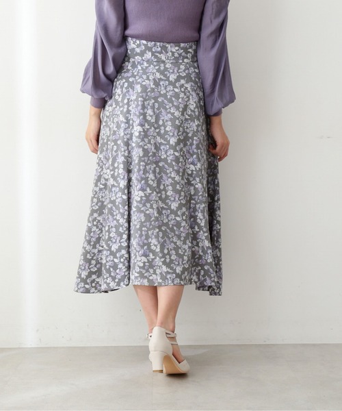 PROPORTION BODY DRESSING（プロポーションボディドレッシング）の「ぼかしフラワーイレヘムスカート / 1212120207（スカート・レディース・グレー/ネイビー/ベージュ・SMALL/MEDIUM）」の7枚目の写真