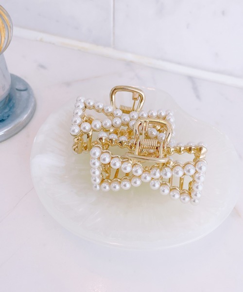 lilLilly(リルリリー)の「リボンへアクリップ(2個セット)(バレッタ/ヘアクリップ・レディース・ゴールド系その他/ゴールド系その他2・FREE)」の1枚目の写真