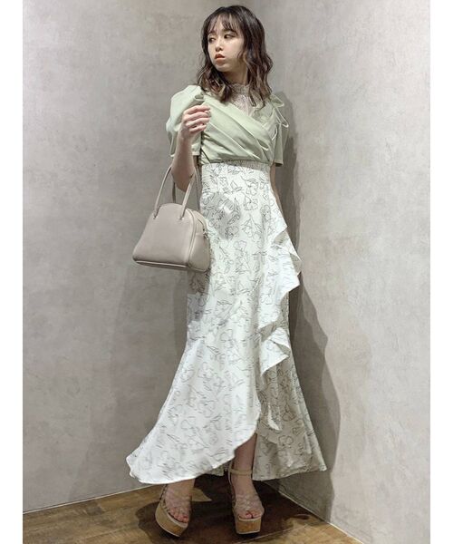 dazzlin(ダズリン)の「カシュクールレースカットソー(Tシャツ/カットソー・レディース・ブラック/パープル/ピンク/グリーン/オフホワイト・FREE)」の11枚目の写真