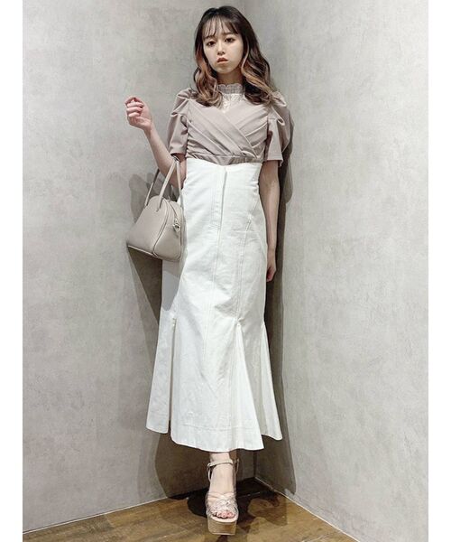 dazzlin(ダズリン)の「カシュクールレースカットソー(Tシャツ/カットソー・レディース・ブラック/パープル/ピンク/グリーン/オフホワイト・FREE)」の15枚目の写真