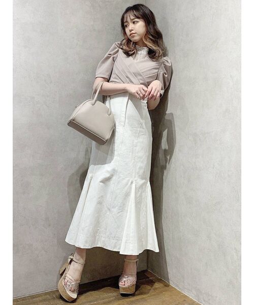 dazzlin(ダズリン)の「カシュクールレースカットソー(Tシャツ/カットソー・レディース・ブラック/パープル/ピンク/グリーン/オフホワイト・FREE)」の16枚目の写真