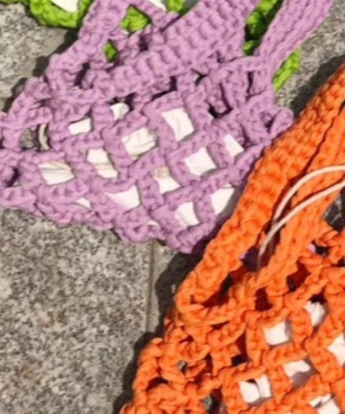 Opinion korean town(オピニオン コリアン タウン)の「Woven fabric mini bag(ハンドバッグ・レディース・パープル/イエロー/オレンジ/グリーン・FREE)」の5枚目の写真