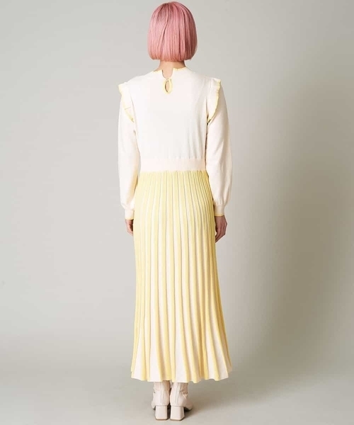 A de a.v.v（アードアー・ヴェ・ヴェ）の「肩ラッフルマーメイドニットワンピ―ス（ワンピース・レディース・ブラック/アイボリー/ライトピンク・39）」の9枚目の写真