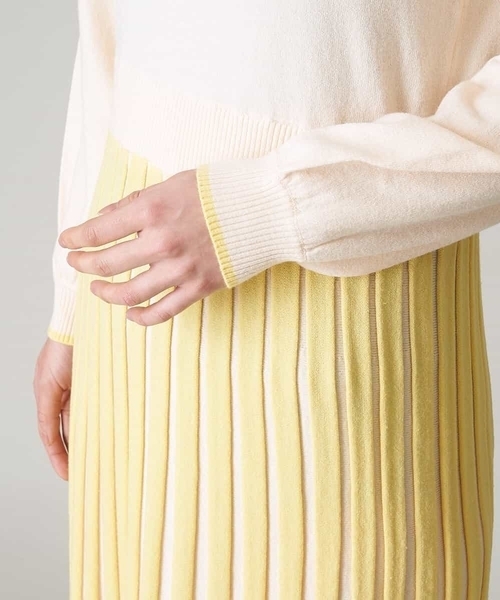 A de a.v.v（アードアー・ヴェ・ヴェ）の「肩ラッフルマーメイドニットワンピ―ス（ワンピース・レディース・ブラック/アイボリー/ライトピンク・39）」の13枚目の写真