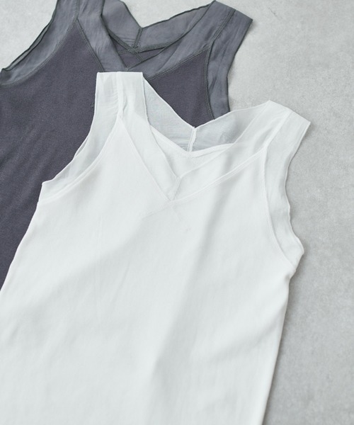 COLLAGE GALLARDAGALANTE（コラージュガリャルダガランテ）の「ジャケットとの相性がいい/シアー切替タンク/手洗い可（タンクトップ・レディース・ホワイト/チャコールグレー/ブラック/ベージュ/ライトグレー/ホワイト系その他/グレー・FREE）」の8枚目の写真