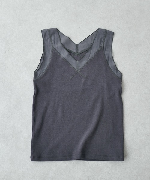 COLLAGE GALLARDAGALANTE（コラージュガリャルダガランテ）の「ジャケットとの相性がいい/シアー切替タンク/手洗い可（タンクトップ・レディース・ホワイト/チャコールグレー/ブラック/ベージュ/ライトグレー/ホワイト系その他/グレー・FREE）」の9枚目の写真