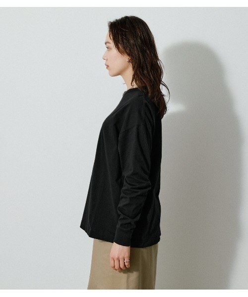 AZUL by moussy(アズールバイマウジー)の「CITY SELECT LONG SLEEVE TEE/シティーセレクトロングスリーブTシャツ(Tシャツ/カットソー・レディース・ライトベージュ/オフホワイト/ブラック・MEDIUM/SMALL)」の20枚目の写真