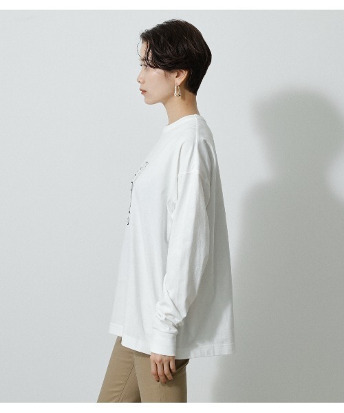 AZUL by moussy(アズールバイマウジー)の「CITY SELECT LONG SLEEVE TEE/シティーセレクトロングスリーブTシャツ(Tシャツ/カットソー・レディース・ライトベージュ/オフホワイト/ブラック・MEDIUM/SMALL)」の11枚目の写真