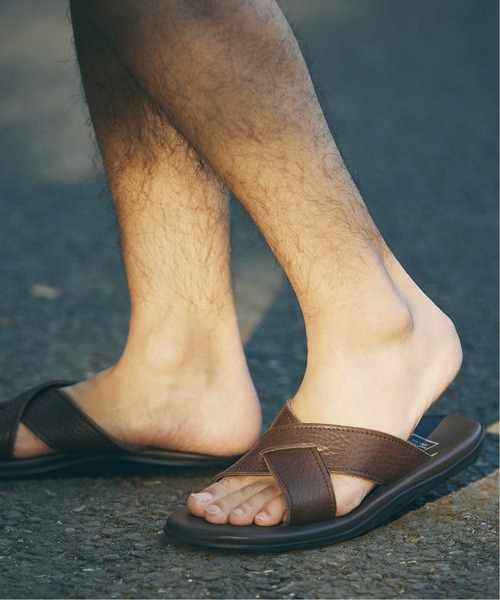 注目 SLIPPER ブラウンUS8スタッズ付き アイランドスリッパ 注目ISLAND SLIPPER ブラウンUS8スタッズ付き アイランドスリッパ