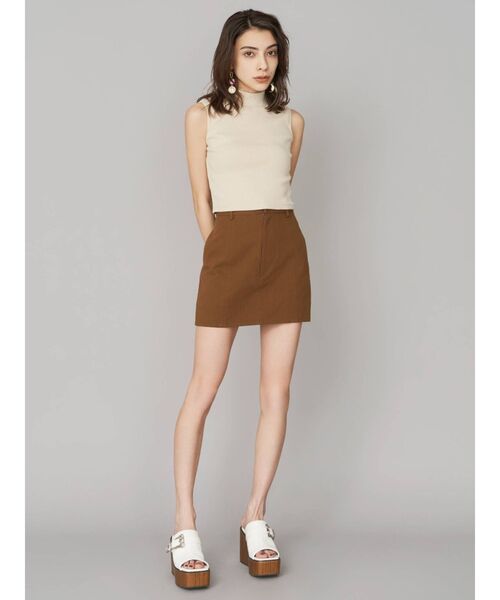 EVRIS（エヴリス）の「バックルウッドヒールサンダル（サンダル・レディース・ブラック/ブラウン/アイボリー・SMALL/MEDIUM/LARGE）」の16枚目の写真