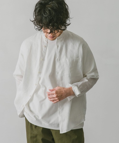 URBAN RESEARCH DOORS(アーバンリサーチドアーズ)の「リネンバンドカラーシャツ(シャツ/ブラウス・メンズ・ホワイト/インディゴブルー/グリーン/ミント/ホワイト系その他/ブラウン系その他・MEDIUM/LARGE)」の7枚目の写真