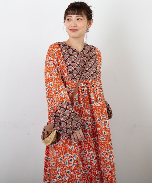 PICHI（ピイチ）の「柄デザインロングワンピース（ワンピース・レディース・ネイビー/オレンジ・FREE）」の9枚目の写真
