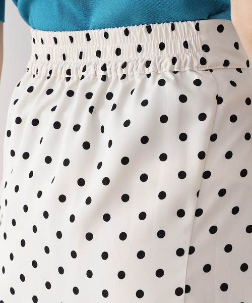 N.（N. Natural Beauty Basic）（エヌエヌナチュラルビューティーベーシック）の「ドットプリントサイドボタンスカート（スカート・レディース・ブラック系その他/ホワイト系その他・MEDIUM）」の6枚目の写真