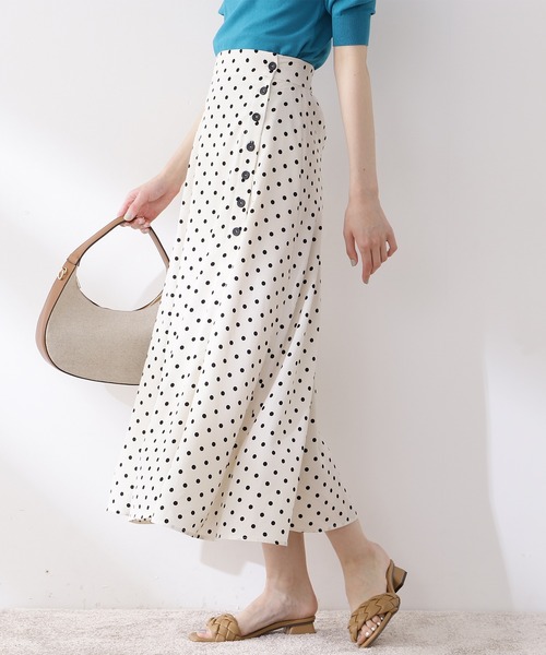 N.（N. Natural Beauty Basic）（エヌエヌナチュラルビューティーベーシック）の「ドットプリントサイドボタンスカート（スカート・レディース・ブラック系その他/ホワイト系その他・MEDIUM）」の9枚目の写真