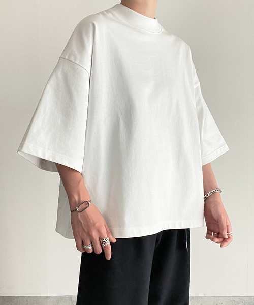 y/m by MIHO（イムバイミホ）の「モックネックオーバーサイズTシャツ