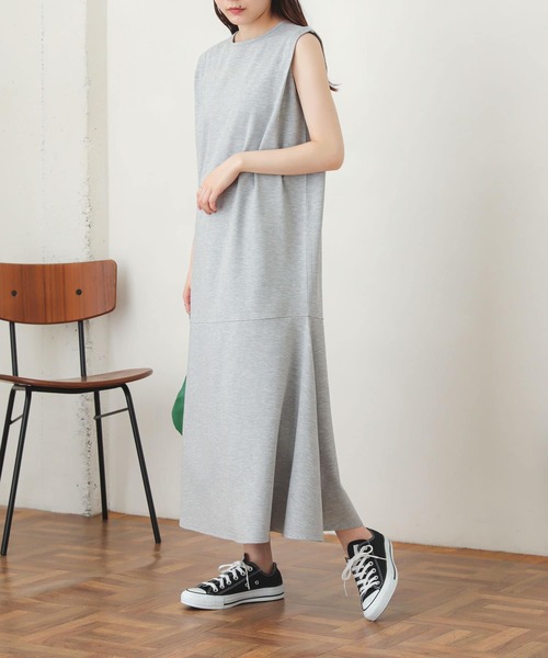 SENSE OF PLACE by URBAN RESEARCH(センスオブプレイスバイアーバンリサーチ)の「カットソーマーメイドワンピース(ワンピース・レディース・ブラック/グレー/アイボリー・ONE)」の17枚目の写真