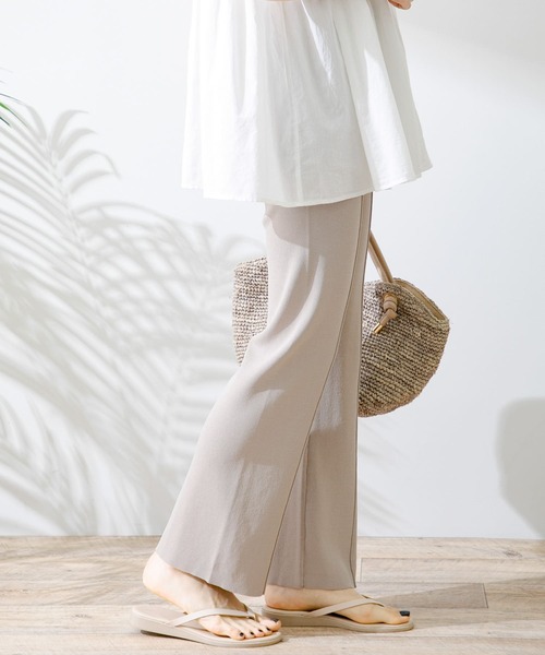 URBAN RESEARCH Sonny Label(アーバンリサーチサニーレーベル)の「接触冷感ストレートニットパンツ(その他パンツ・レディース・ブラック/グレー系その他/オフホワイト・FREE)」の8枚目の写真
