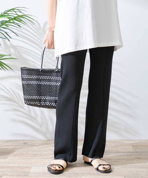 URBAN RESEARCH Sonny Label(アーバンリサーチサニーレーベル)の「接触冷感ストレートニットパンツ(その他パンツ・レディース・ブラック/グレー系その他/オフホワイト・FREE)」の10枚目の写真