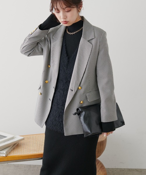 natural couture（ナチュラルクチュール）の「WEB限定/大人気リバイバル/おしゃれ金ボタンジャケット（テーラードジャケット・レディース・ベージュ/ネイビー/ブラウン系その他/その他2・FREE）」の4枚目の写真